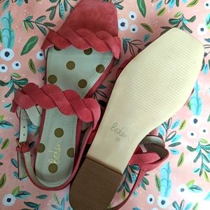 Boden sandals NWOT 9